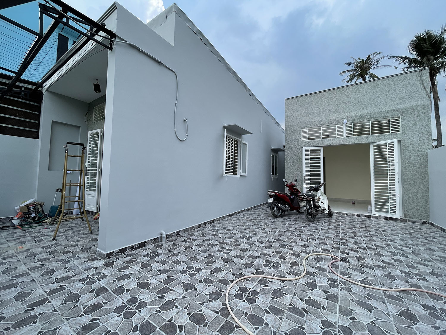 Bán nhà đường Vườn Lài, Phường An Phú Đông, Quận 12 nhà mới 100% (9m x 15m nở hậu = 141m2)